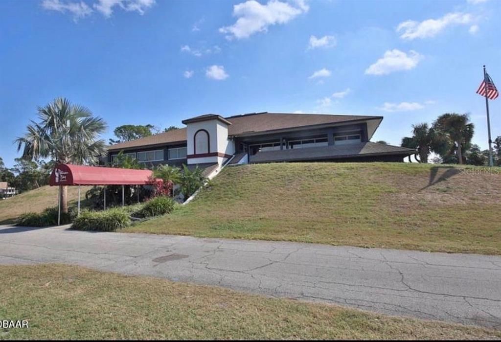 For Sale: $235,000 (2 beds, 2 baths, 1260 Square Feet)