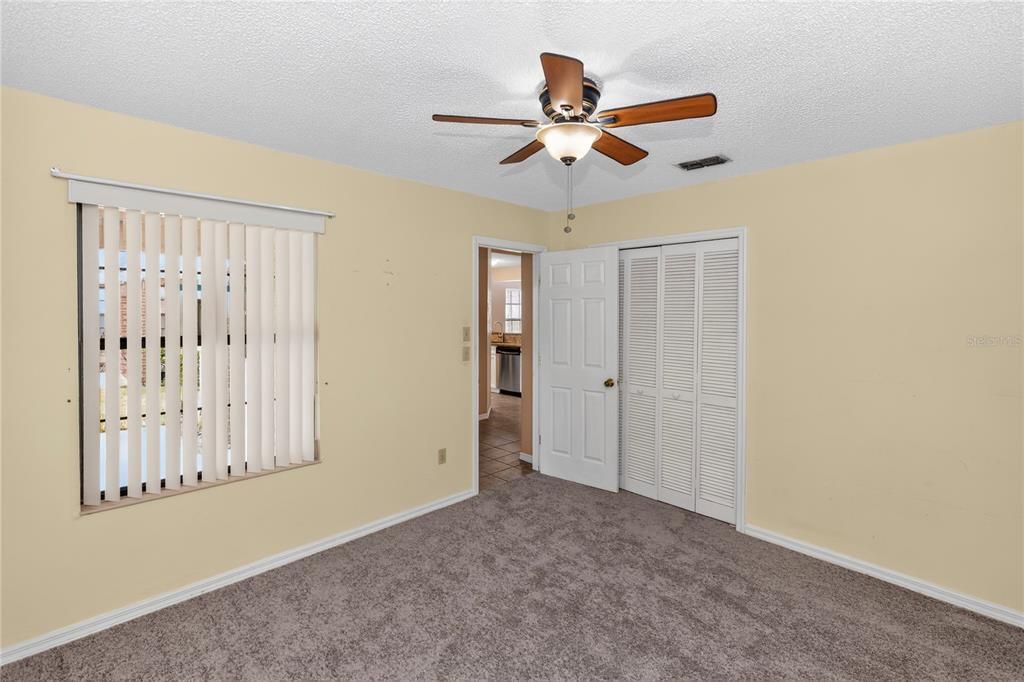For Sale: $235,000 (2 beds, 2 baths, 1260 Square Feet)