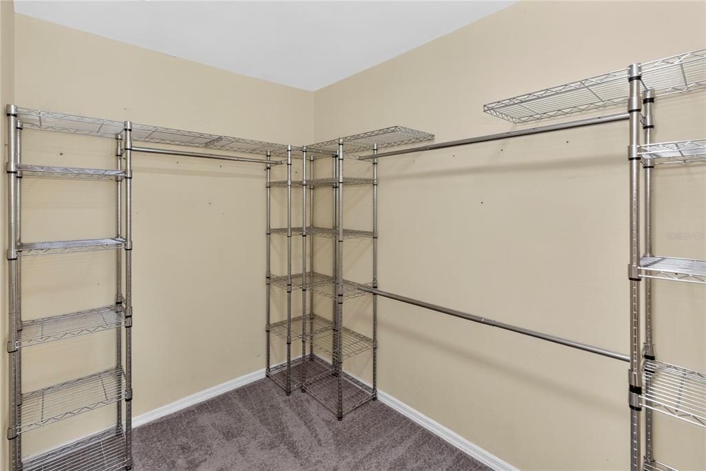 For Sale: $235,000 (2 beds, 2 baths, 1260 Square Feet)