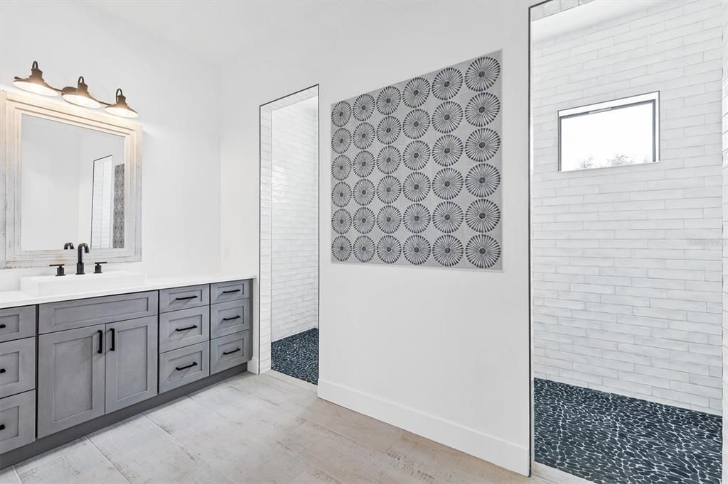 For Sale: $575,000 (3 beds, 2 baths, 2270 Square Feet)
