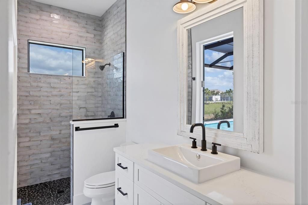 For Sale: $575,000 (3 beds, 2 baths, 2270 Square Feet)