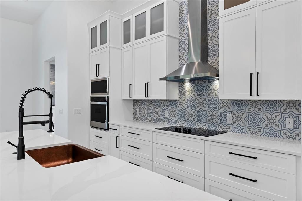 For Sale: $575,000 (3 beds, 2 baths, 2270 Square Feet)