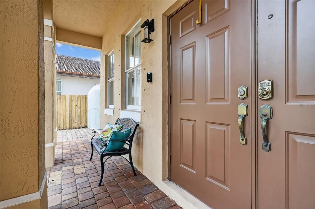 For Sale: $860,000 (4 beds, 3 baths, 3043 Square Feet)
