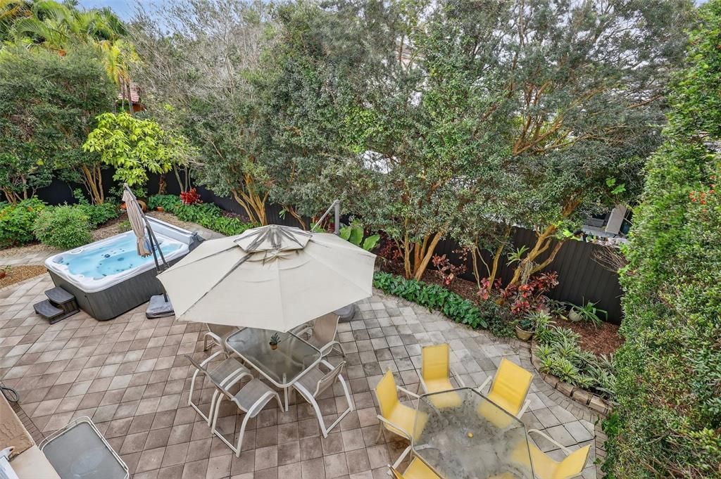 For Sale: $860,000 (4 beds, 3 baths, 3043 Square Feet)
