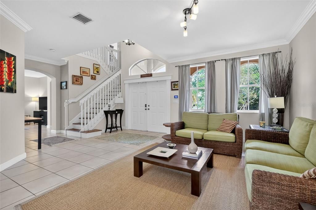 For Sale: $860,000 (4 beds, 3 baths, 3043 Square Feet)