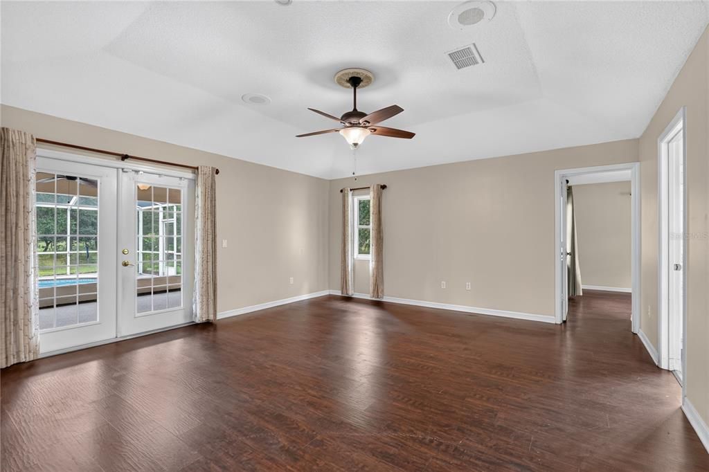 For Sale: $440,000 (3 beds, 2 baths, 2193 Square Feet)