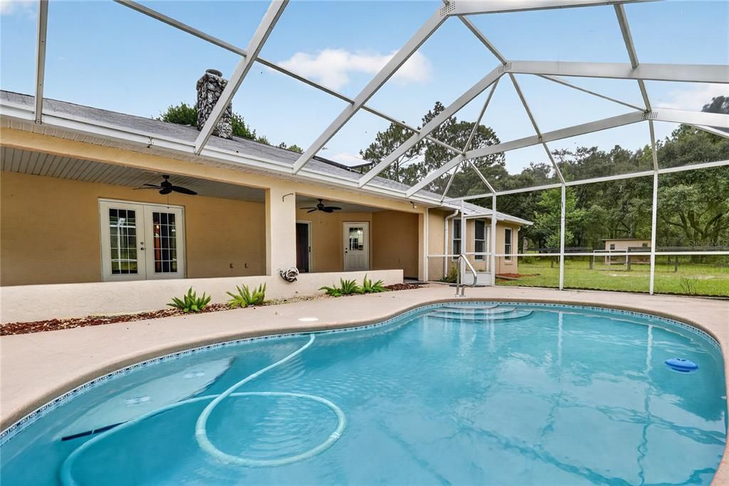 For Sale: $440,000 (3 beds, 2 baths, 2193 Square Feet)