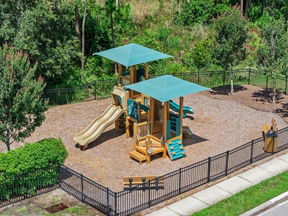 На продажу: $466,990 (4 спален, 2 ванн, 2903 Квадратных фут)