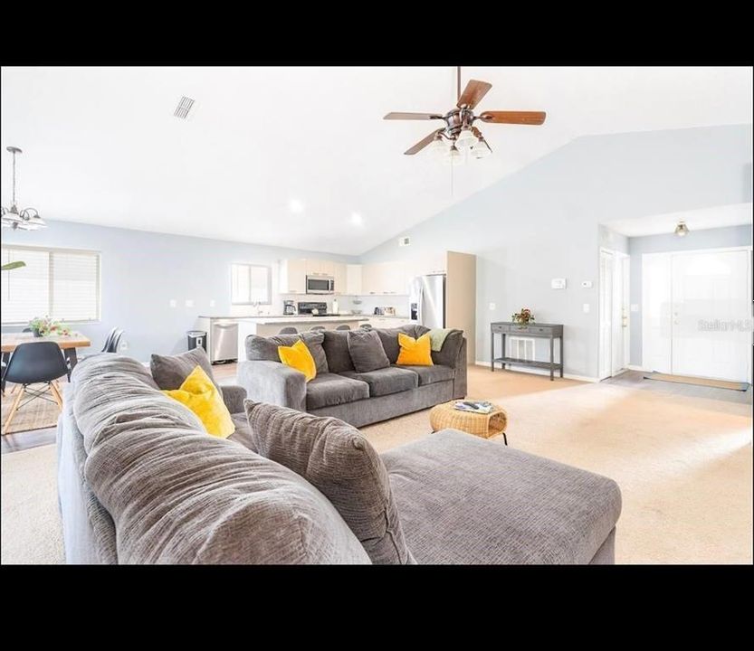 For Rent: $2,600 (3 beds, 2 baths, 1502 Square Feet)