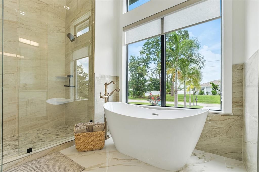 For Sale: $739,900 (4 beds, 3 baths, 2679 Square Feet)