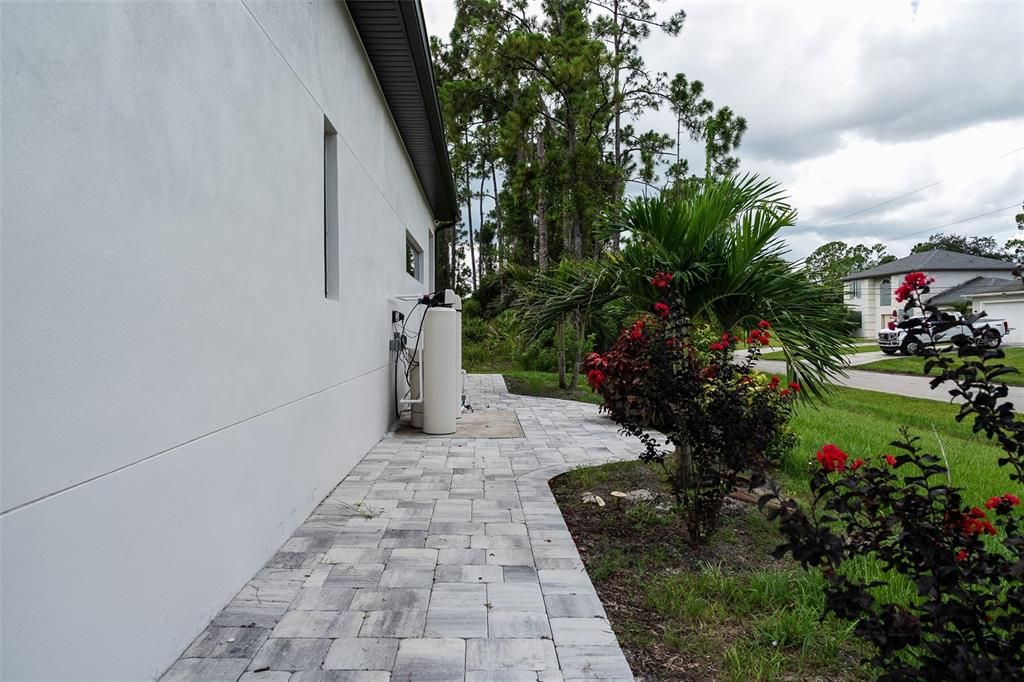 For Sale: $739,900 (4 beds, 3 baths, 2679 Square Feet)
