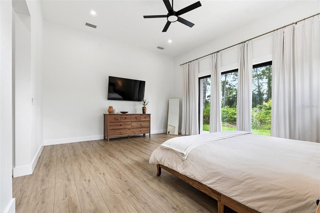 For Sale: $739,900 (4 beds, 3 baths, 2679 Square Feet)