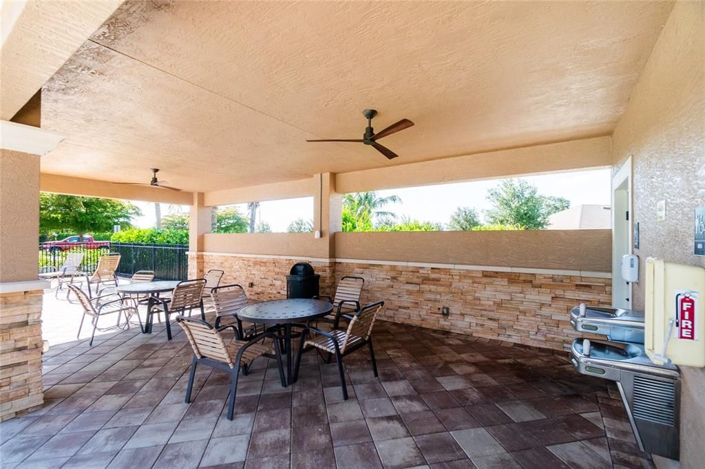 For Sale: $345,500 (3 beds, 2 baths, 1690 Square Feet)