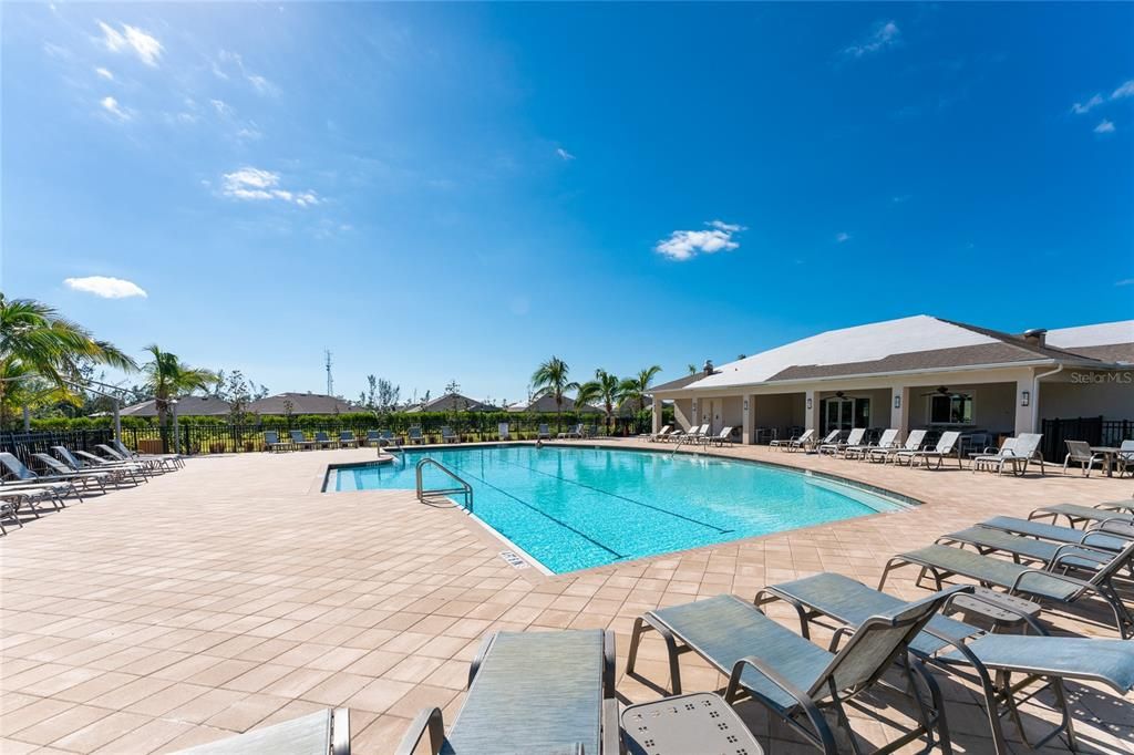 For Sale: $345,500 (3 beds, 2 baths, 1690 Square Feet)