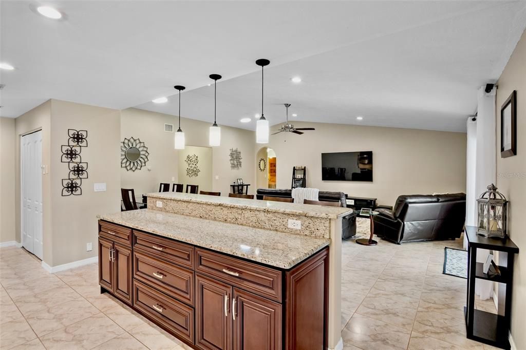 For Sale: $525,000 (4 beds, 2 baths, 1968 Square Feet)