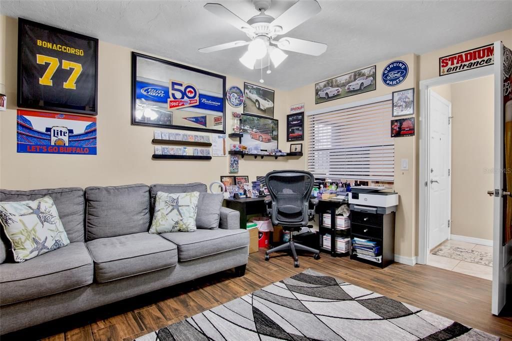 For Sale: $525,000 (4 beds, 2 baths, 1968 Square Feet)