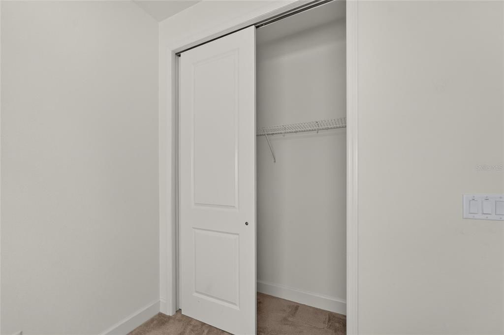 На продажу: $398,000 (2 спален, 2 ванн, 1696 Квадратных фут)