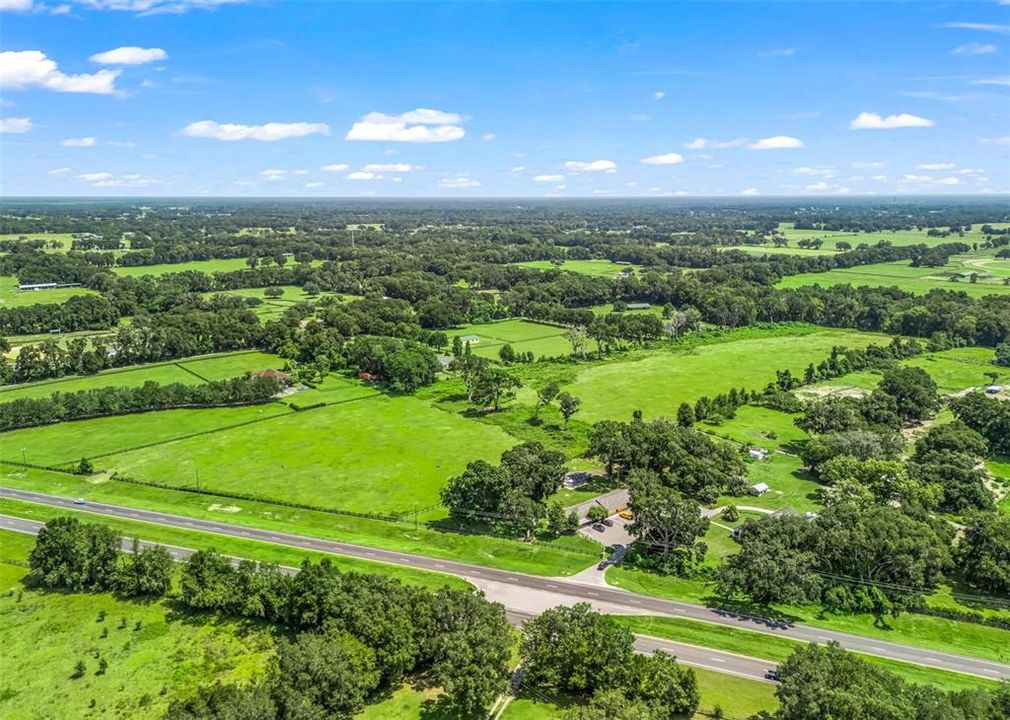 待售: $900,000 (20.08 acres)
