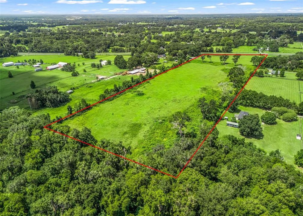 待售: $900,000 (20.08 acres)