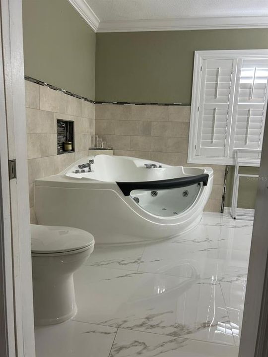 For Rent: $3,500 (3 beds, 2 baths, 1767 Square Feet)
