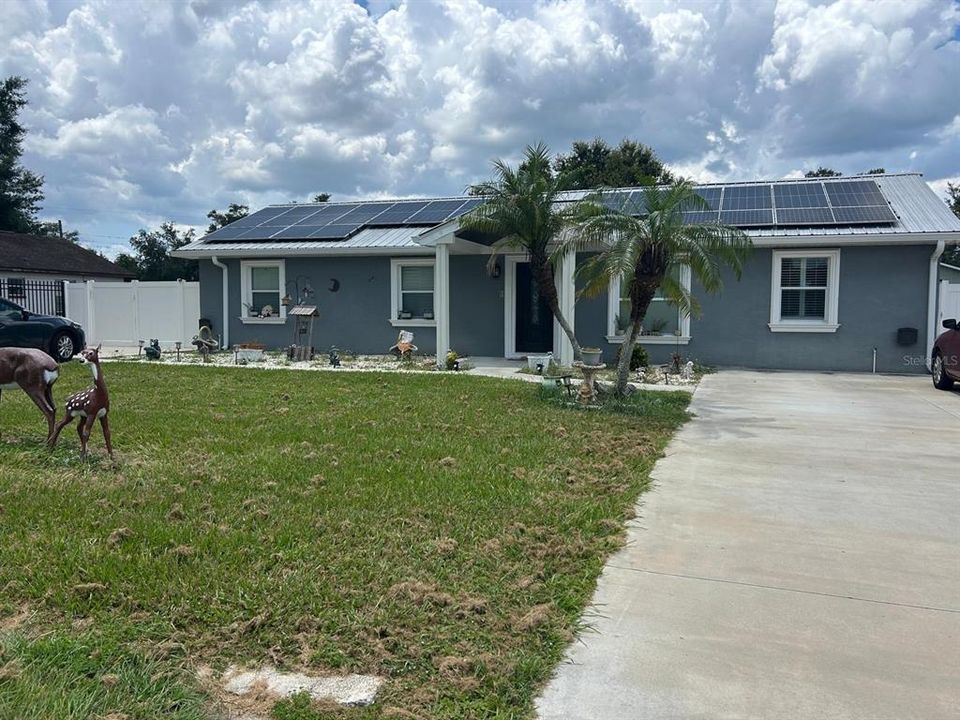 For Rent: $3,500 (3 beds, 2 baths, 1767 Square Feet)