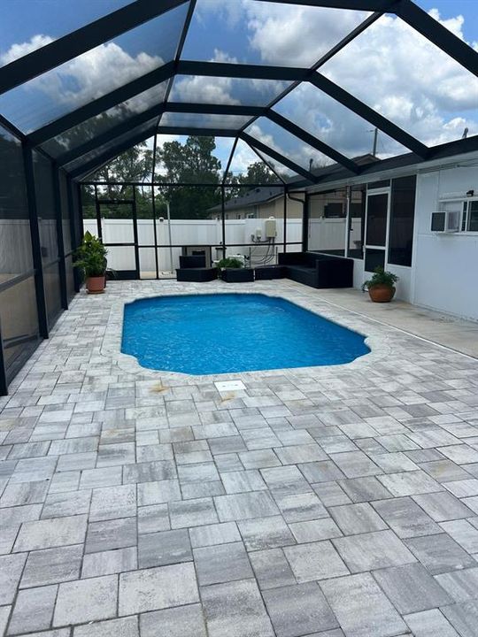 For Rent: $3,500 (3 beds, 2 baths, 1767 Square Feet)