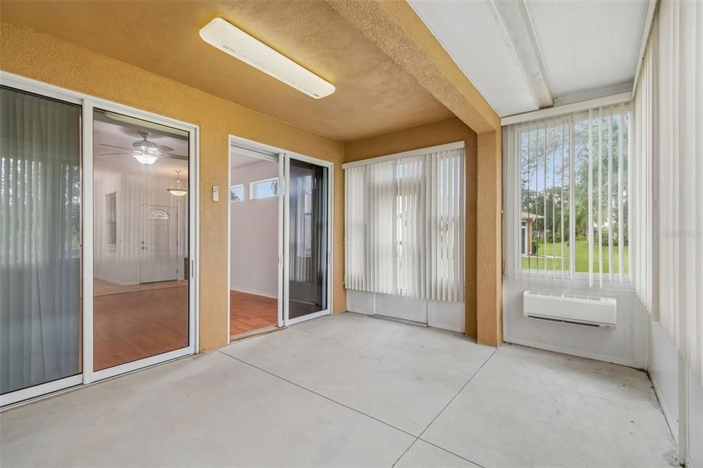 На продажу: $205,000 (3 спален, 2 ванн, 1292 Квадратных фут)