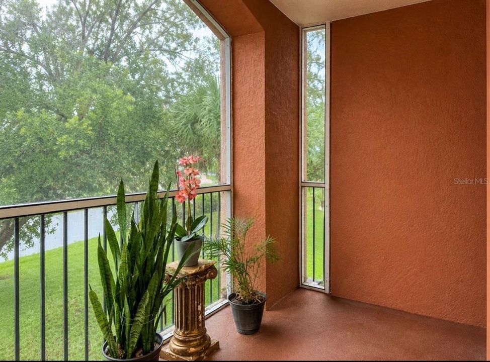 На продажу: $155,000 (2 спален, 2 ванн, 1126 Квадратных фут)