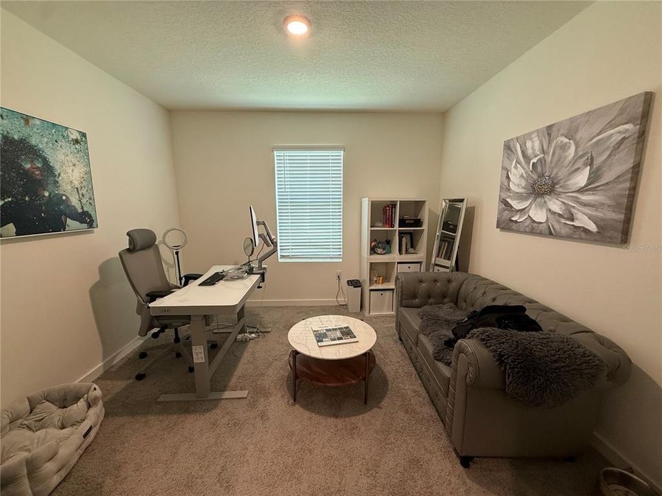 For Rent: $2,975 (4 beds, 2 baths, 1828 Square Feet)