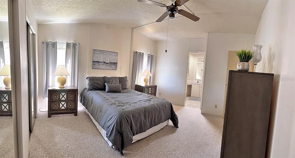 For Sale: $179,900 (2 beds, 2 baths, 1586 Square Feet)