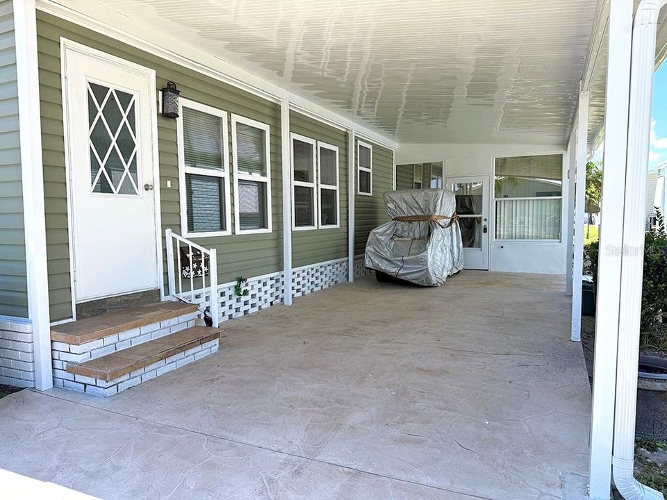 For Sale: $179,900 (2 beds, 2 baths, 1586 Square Feet)