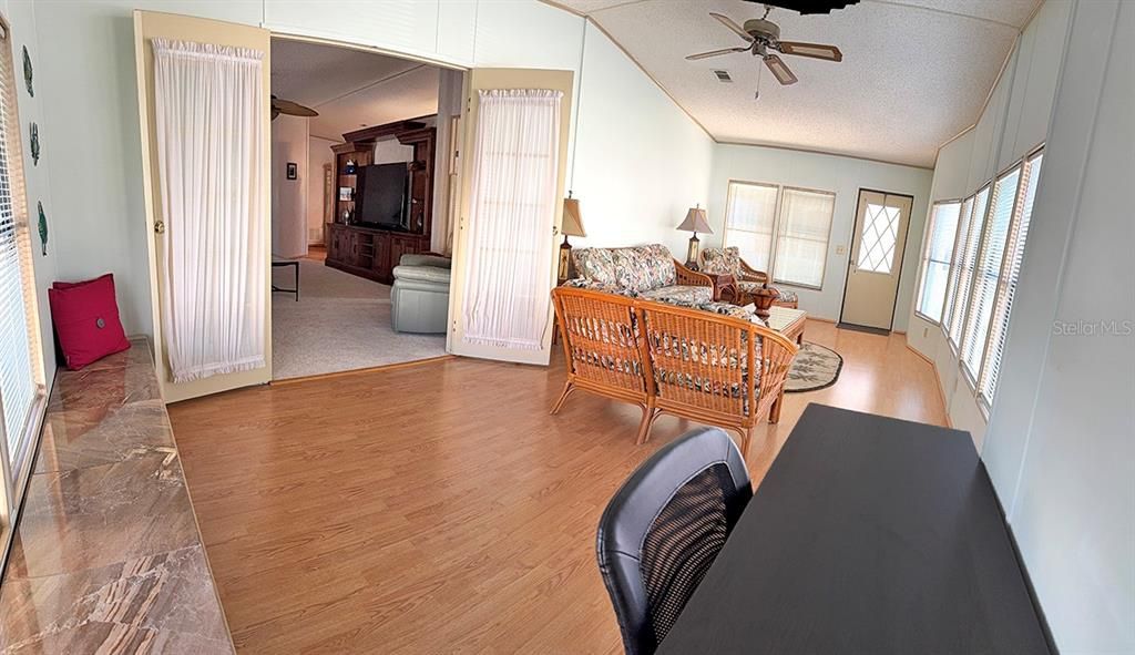 For Sale: $179,900 (2 beds, 2 baths, 1586 Square Feet)