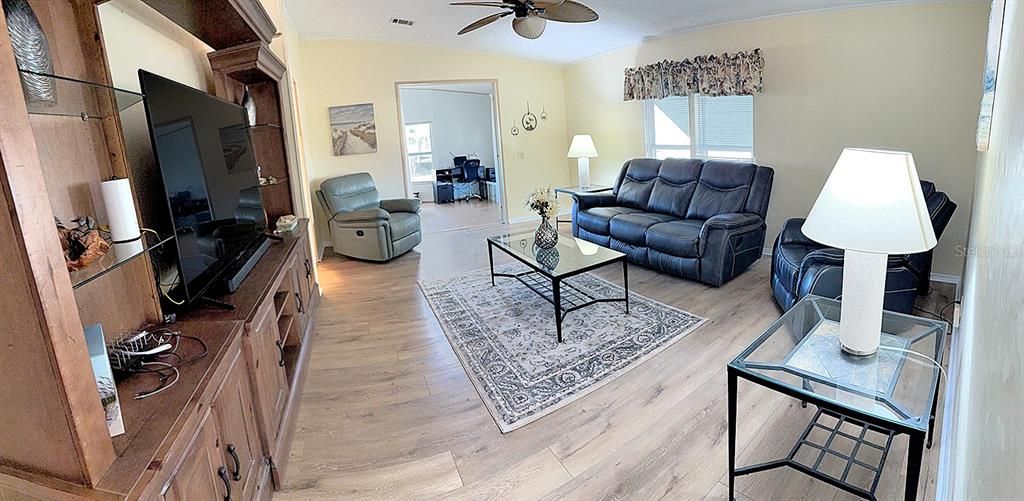 For Sale: $179,900 (2 beds, 2 baths, 1586 Square Feet)