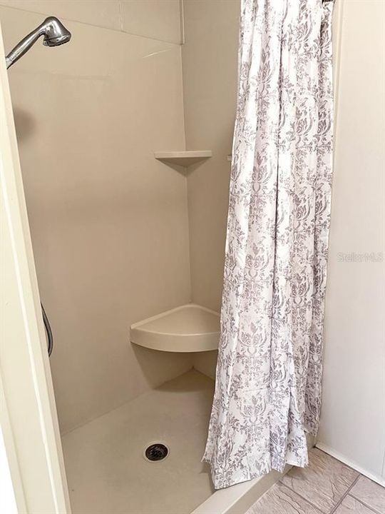 For Sale: $179,900 (2 beds, 2 baths, 1586 Square Feet)
