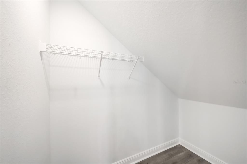 Activo con contrato: $629,000 (4 camas, 2 baños, 2557 Pies cuadrados)