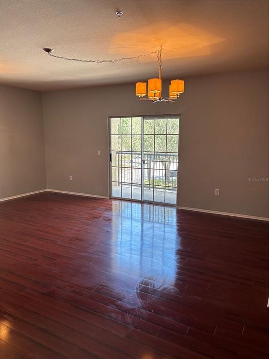 En Venta: $155,900 (2 camas, 2 baños, 1242 Pies cuadrados)