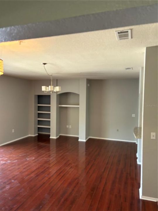 En Venta: $155,900 (2 camas, 2 baños, 1242 Pies cuadrados)