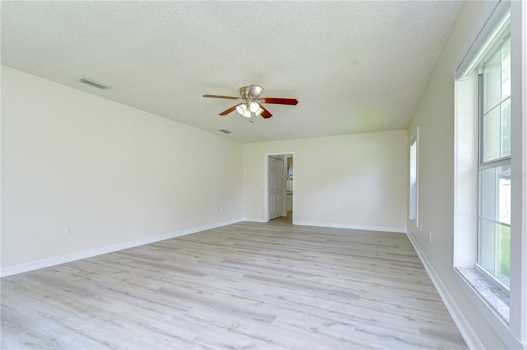 For Rent: $3,700 (3 beds, 3 baths, 2008 Square Feet)