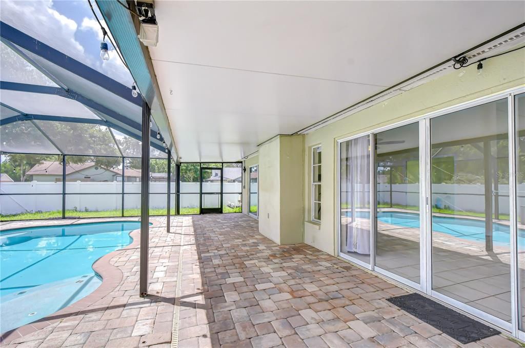 For Rent: $3,700 (3 beds, 3 baths, 2008 Square Feet)