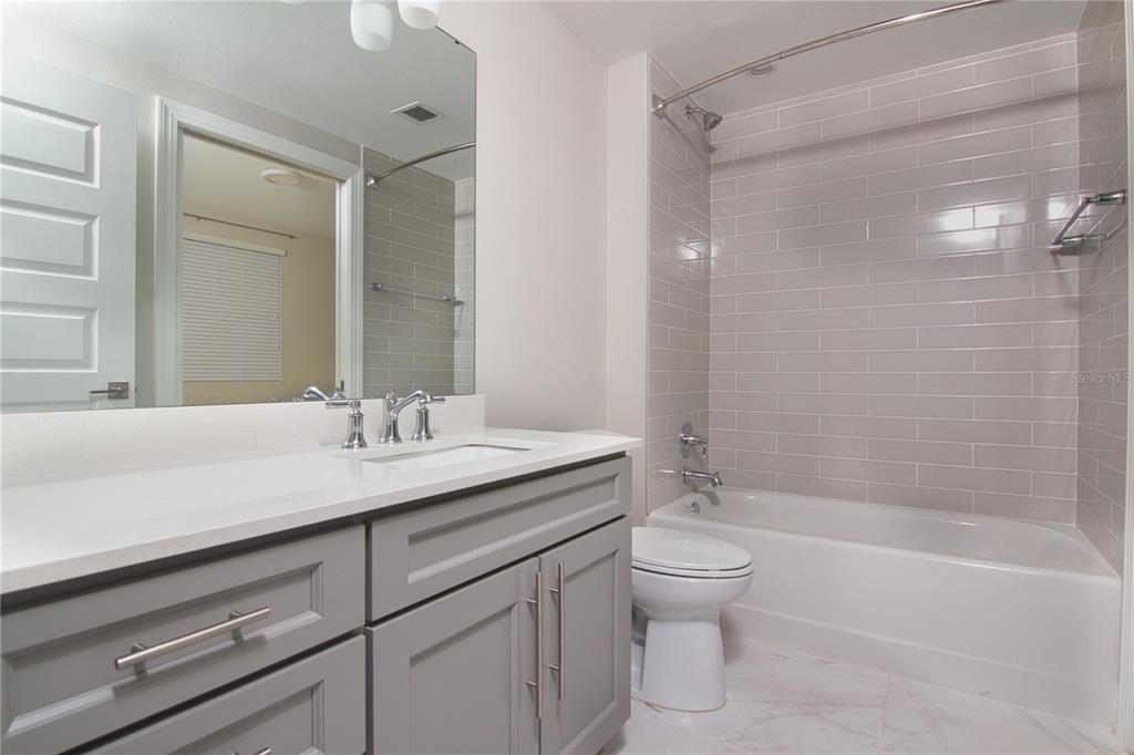 For Rent: $3,300 (3 beds, 3 baths, 1568 Square Feet)