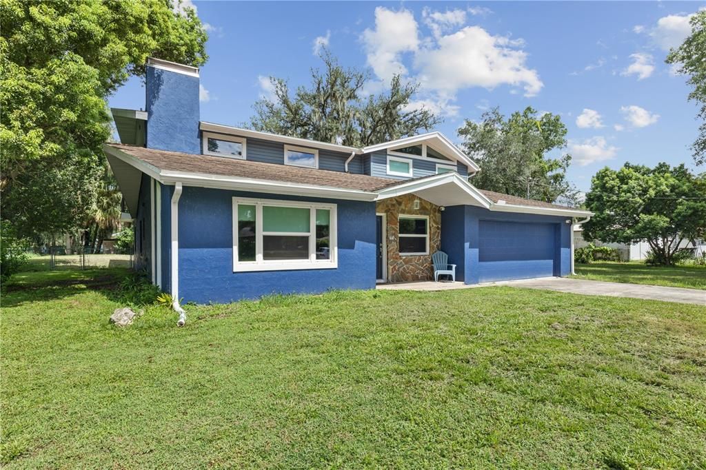 En Venta: $439,900 (4 camas, 3 baños, 2687 Pies cuadrados)