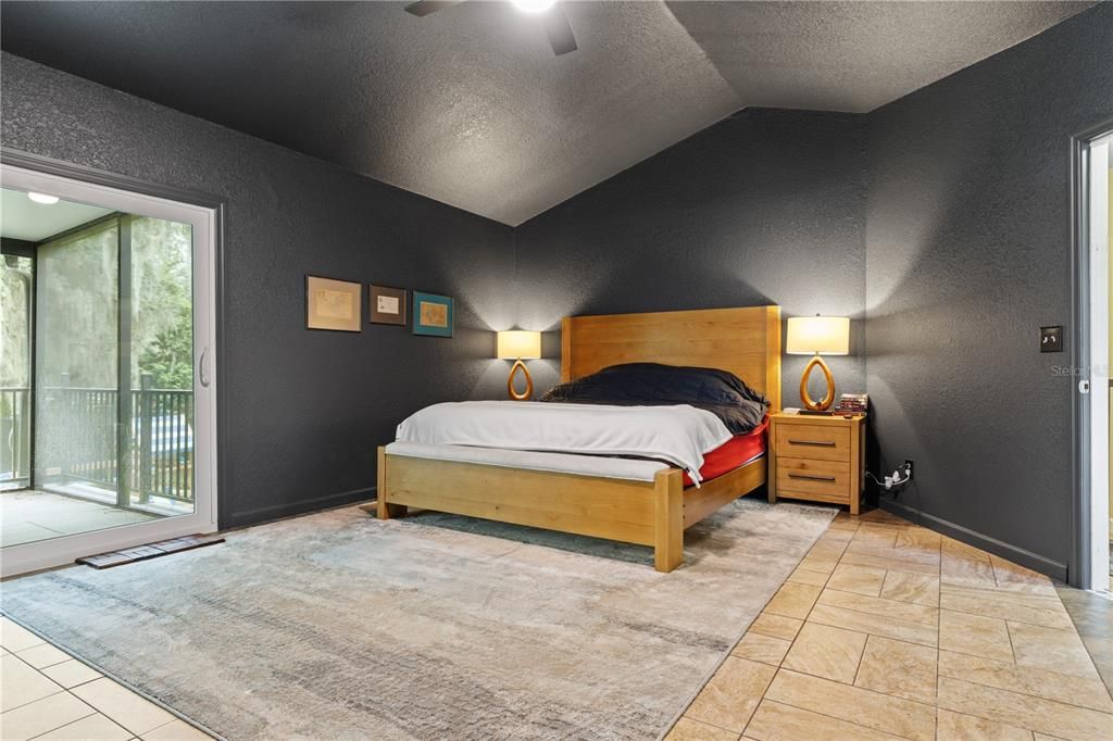 En Venta: $439,900 (4 camas, 3 baños, 2687 Pies cuadrados)
