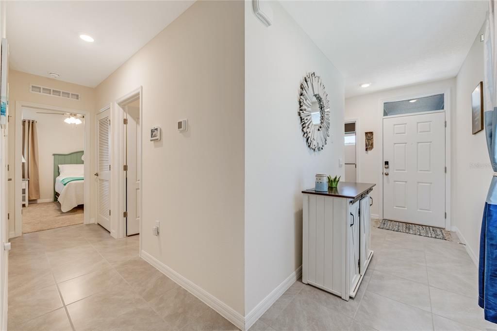 For Sale: $345,000 (3 beds, 2 baths, 1373 Square Feet)