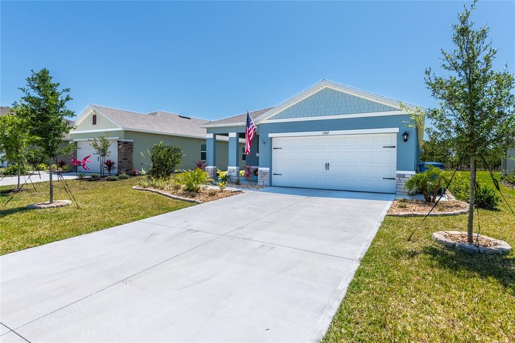 For Sale: $345,000 (3 beds, 2 baths, 1373 Square Feet)