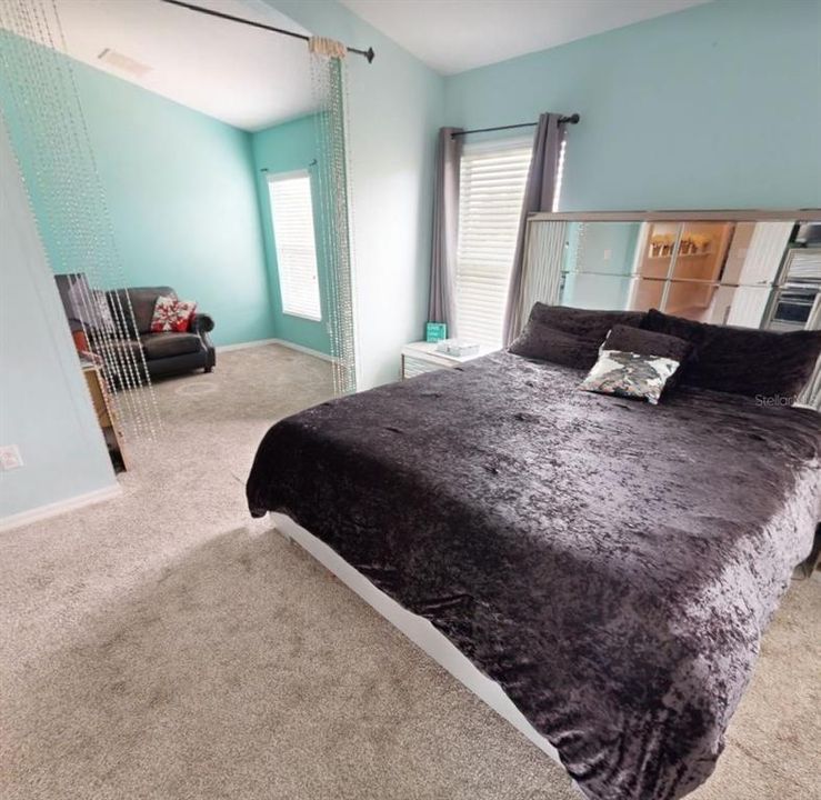 For Sale: $490,000 (5 beds, 3 baths, 2645 Square Feet)