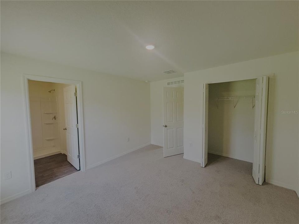 For Rent: $1,750 (3 beds, 2 baths, 1253 Square Feet)