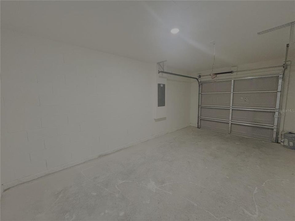 For Rent: $1,750 (3 beds, 2 baths, 1253 Square Feet)
