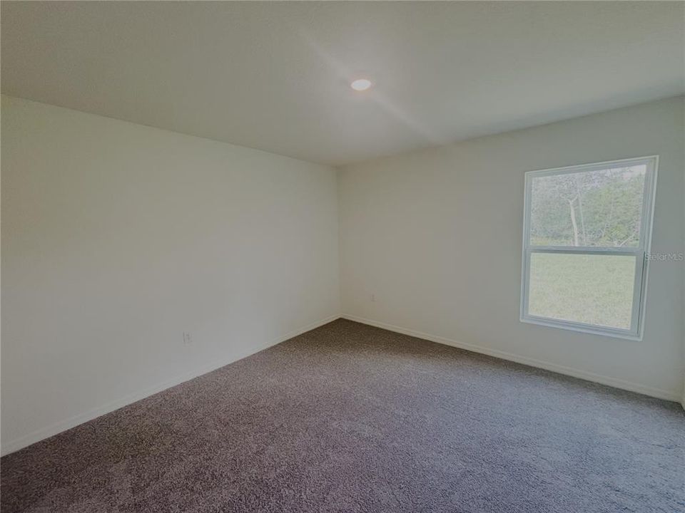 For Rent: $1,750 (3 beds, 2 baths, 1253 Square Feet)