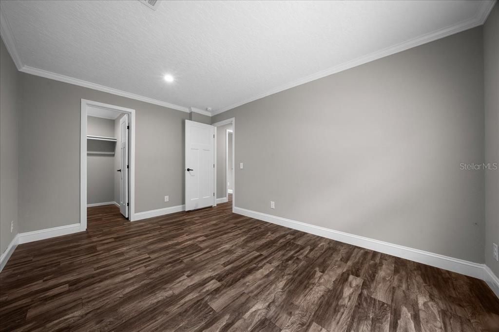 For Sale: $350,000 (3 beds, 2 baths, 1740 Square Feet)