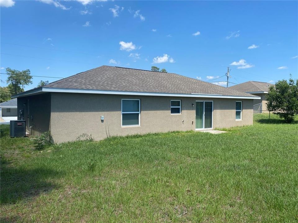 For Rent: $1,650 (3 beds, 2 baths, 1369 Square Feet)